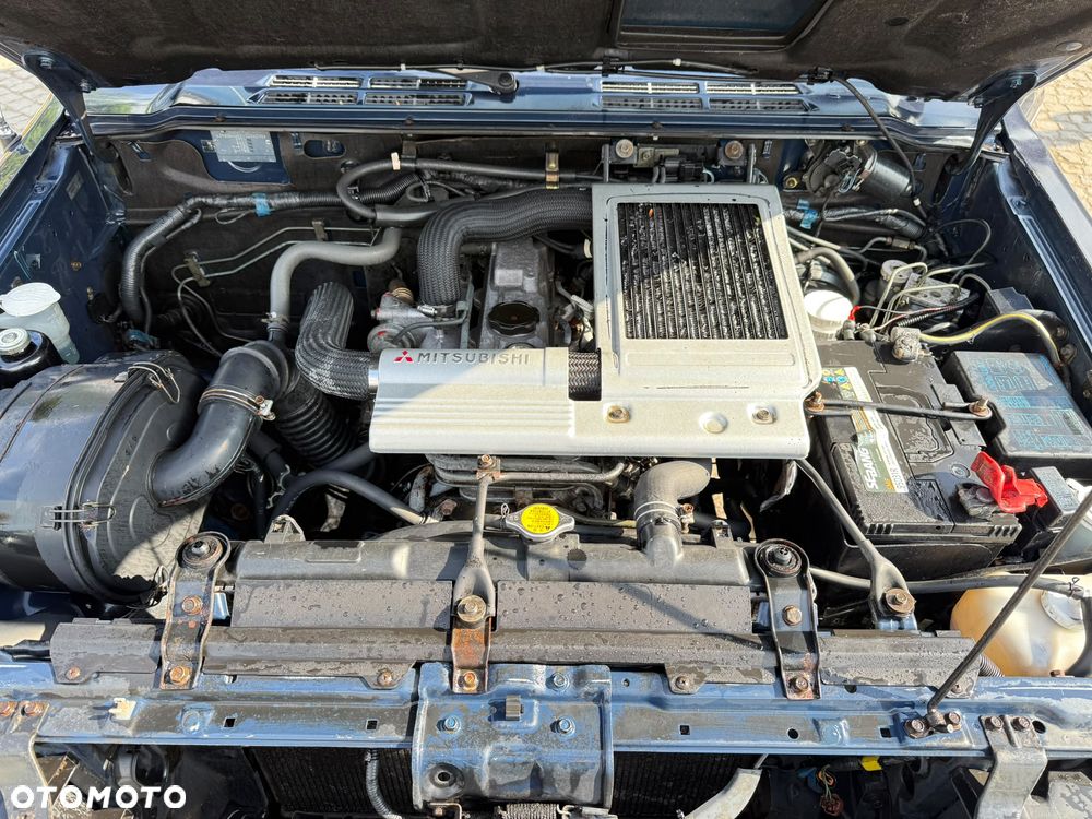 Mitsubishi Pajero 2.8 TD GLS 4os - 19