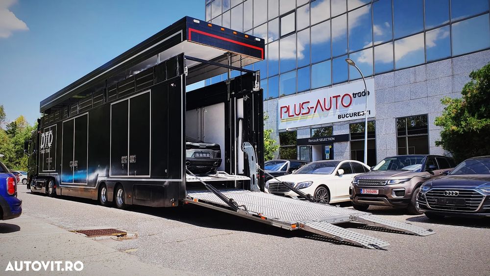 Lamborghini URUS - 33