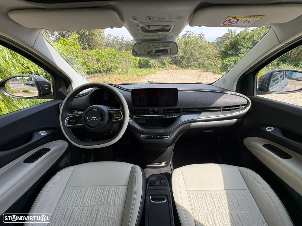 Fiat 500e La Prima - 34