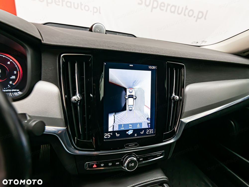 Volvo S90 D5 AWD R-Design - 22