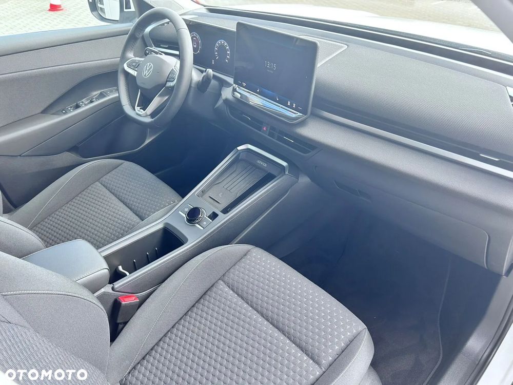 Volkswagen T-Roc 1.5 eTSI Life DSG - 17