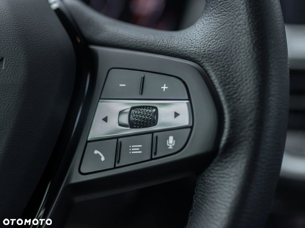 BMW Seria 1 118i ColorVision Edition - 29