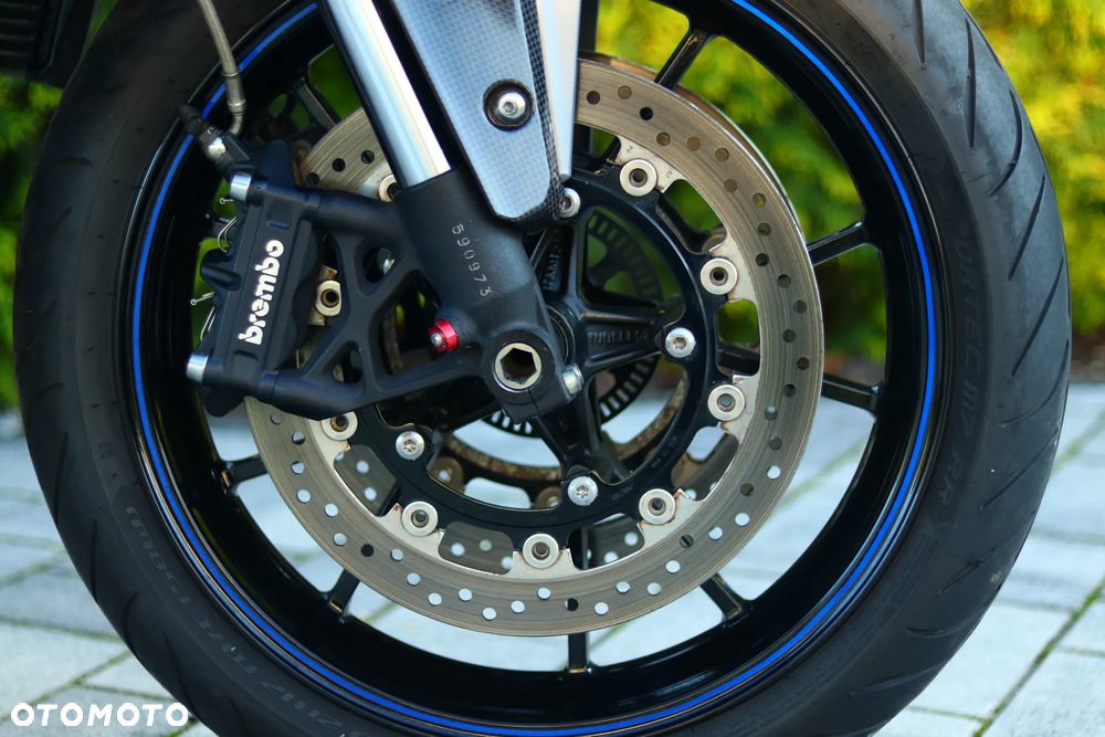 Triumph Speed Triple - 25