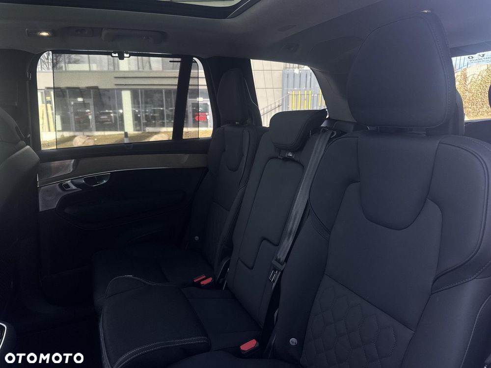 Volvo XC 90 - 30
