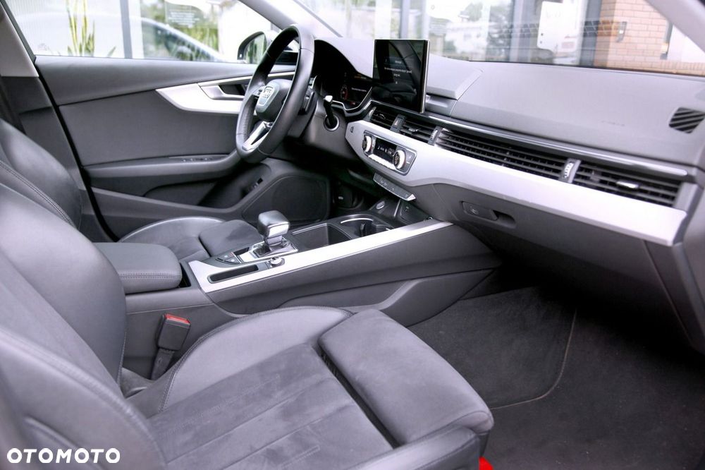 Audi A4 Limousine - 10