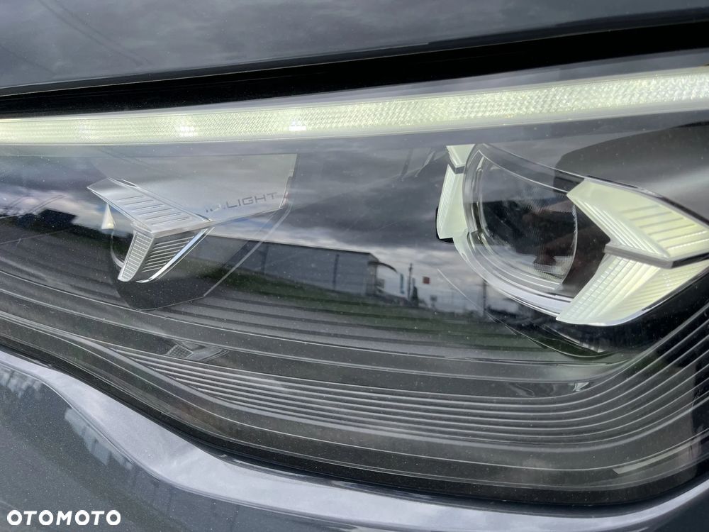 Volkswagen Tiguan 2.0 TDI Elegance DSG - 24