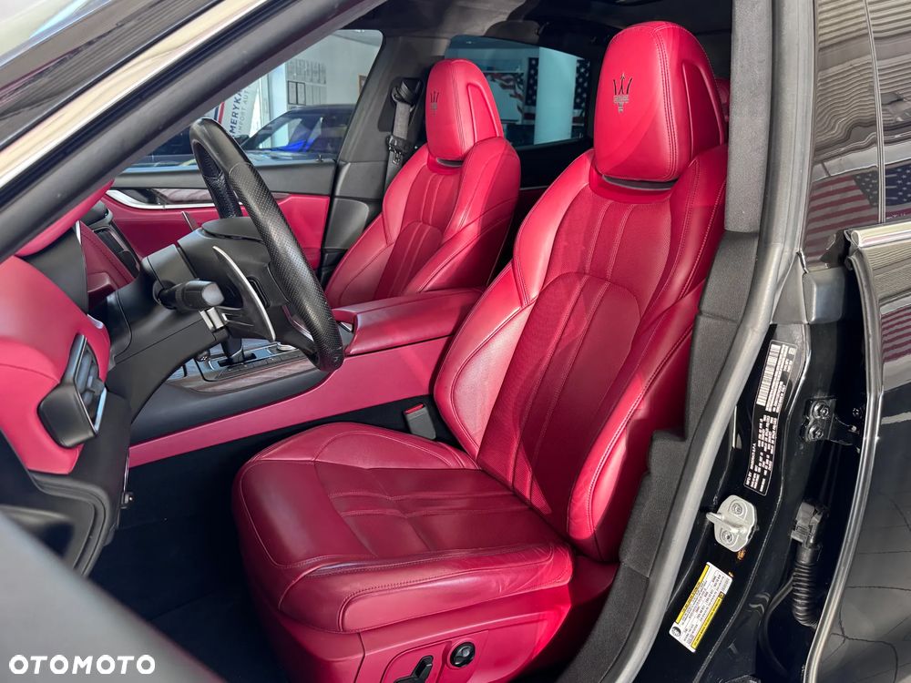 Maserati Levante S Q4 - 11