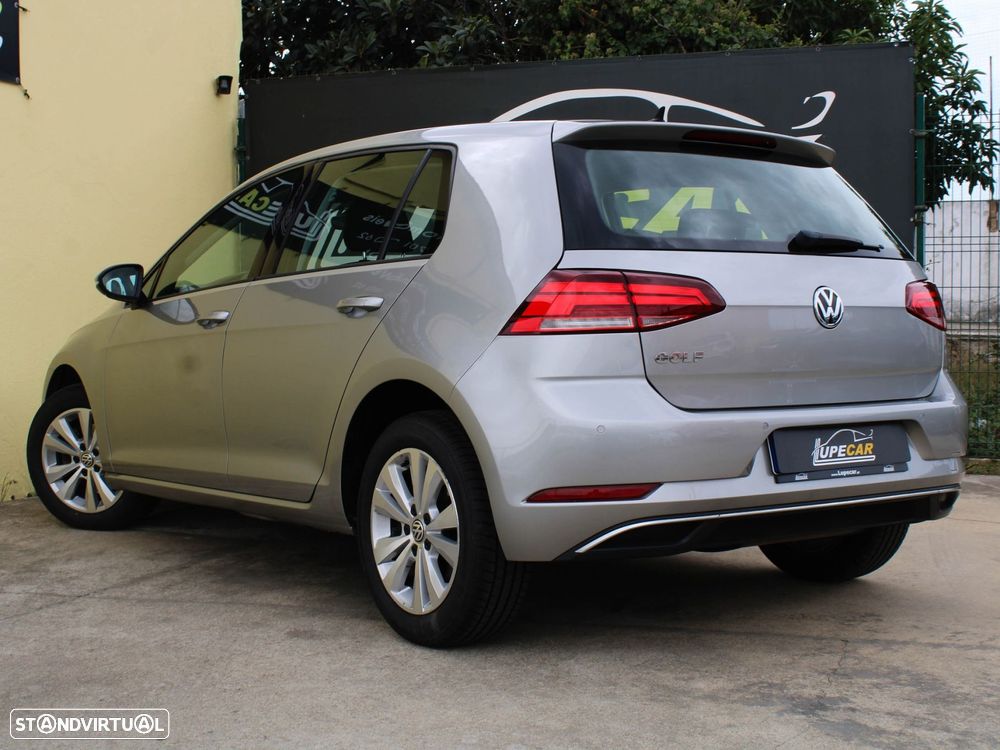 VW Golf 1.6 TDI Confortline - 19
