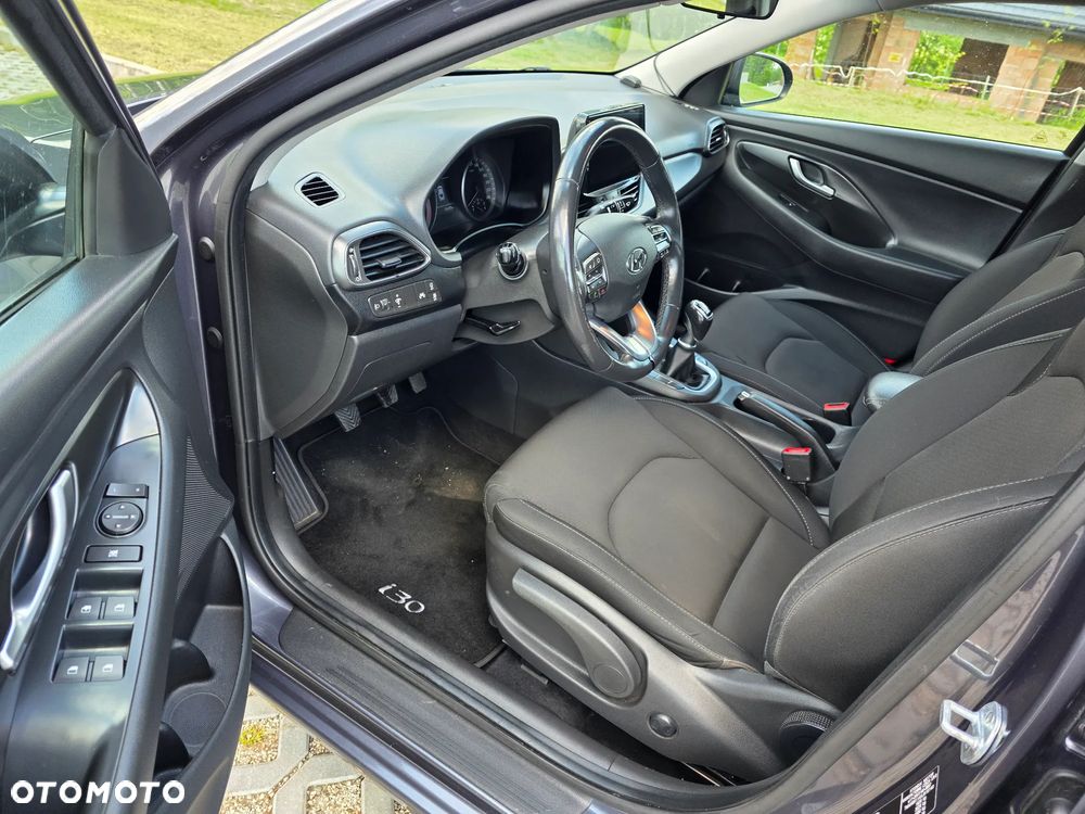 Hyundai i30 1.0 T-GDI Connect & Go - 8