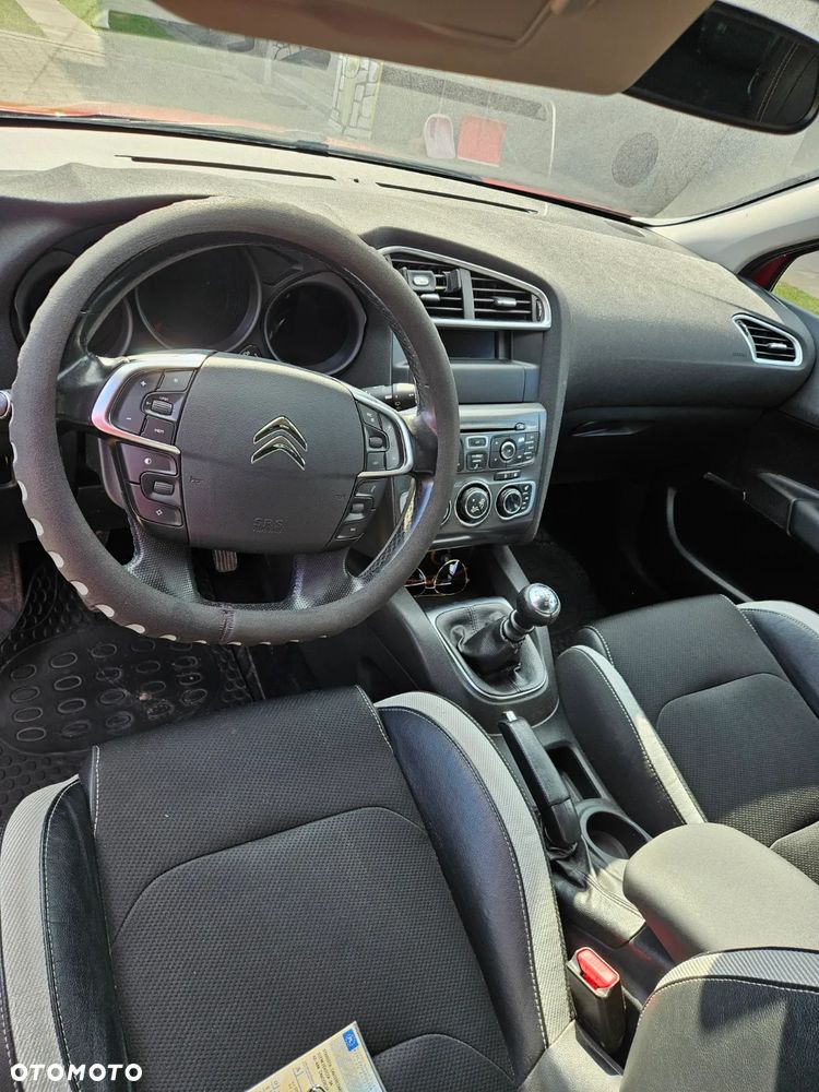 Citroën C4 1.6 HDi Exclusive - 8