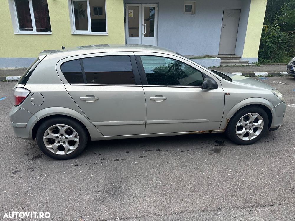 Opel Astra 1.7 CDI Cosmo - 5