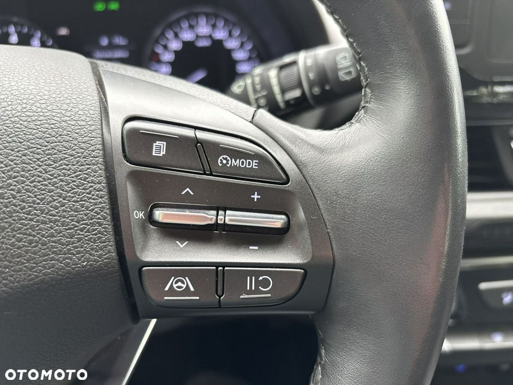Hyundai i30 1.5 DPI Classic + - 26