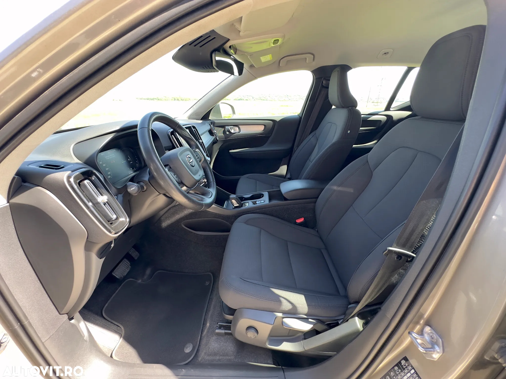 Volvo XC 40 T4 Recharge DKG Essential - 12