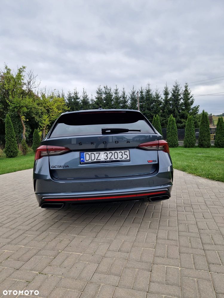 Skoda Octavia 2.0 TSI RS 245 DSG - 2