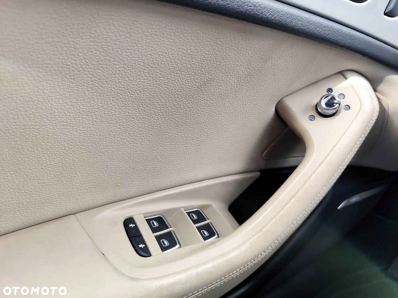 Audi A6 Avant 2.0 TDI Ultra S tronic - 15