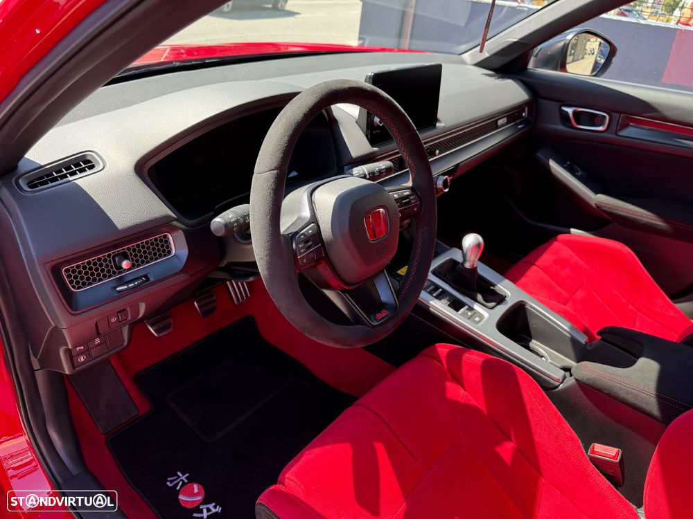 Honda Civic 2.0 VTEC Turbo Type R - 30
