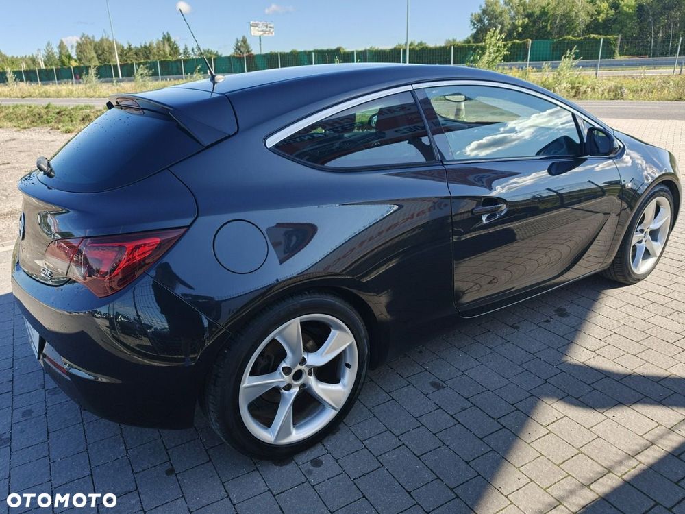 Opel Astra - 11