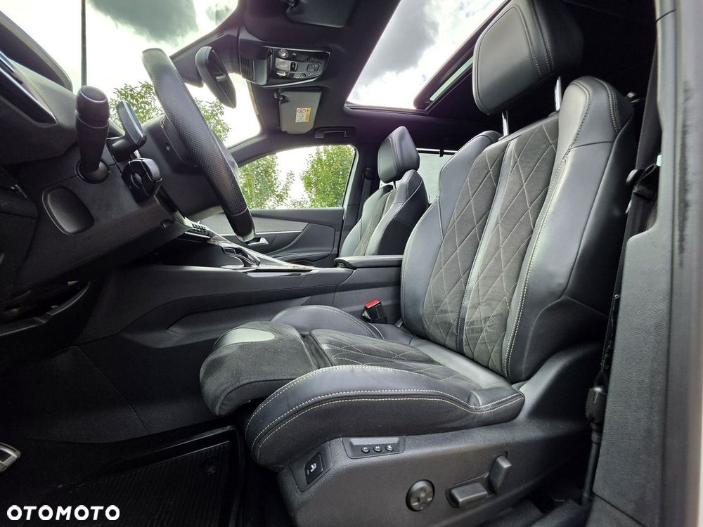 Peugeot 5008 - 19