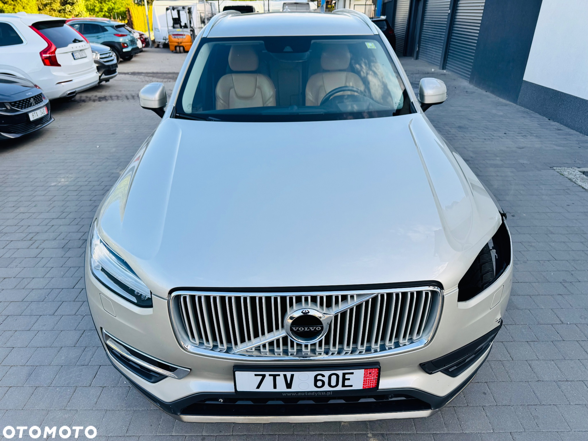 Volvo XC 90 D5 SCR AWD Inscription 7os - 3