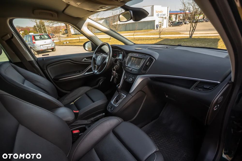 Opel Zafira 2.0 CDTI Cosmo - 23
