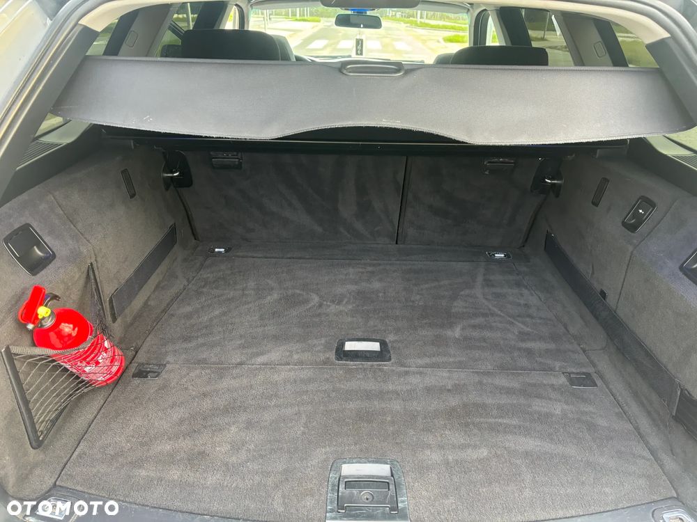 BMW Seria 5 523i - 21