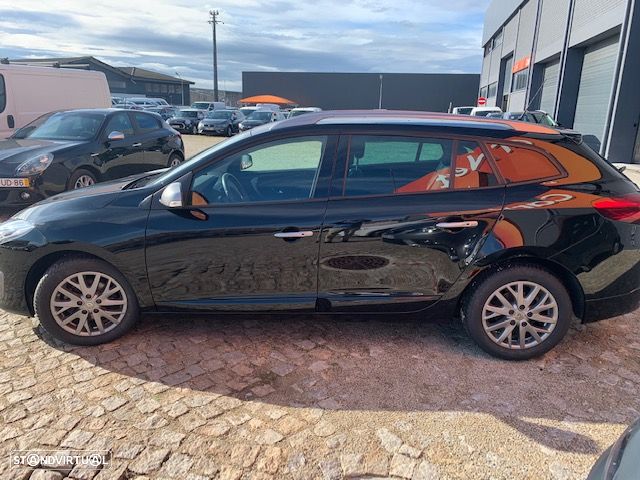 Renault Mégane Sport Tourer - 2