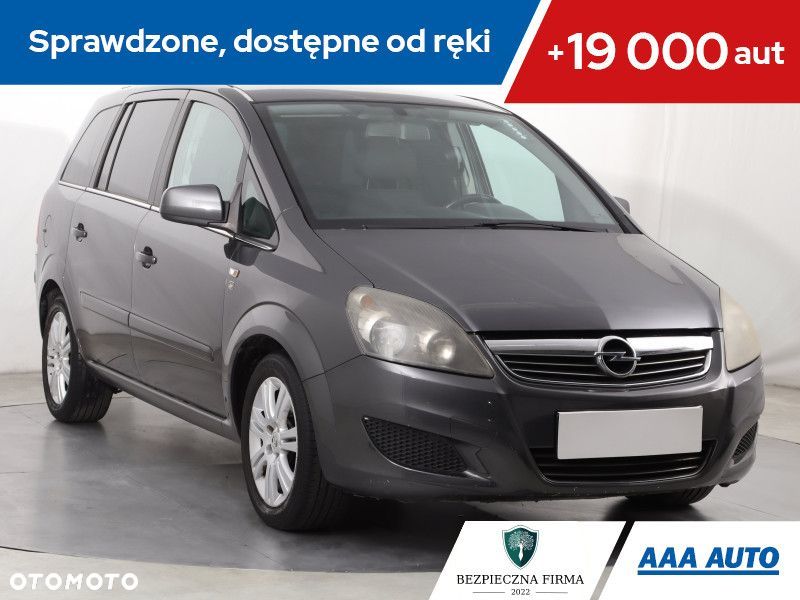 Opel Zafira - 1