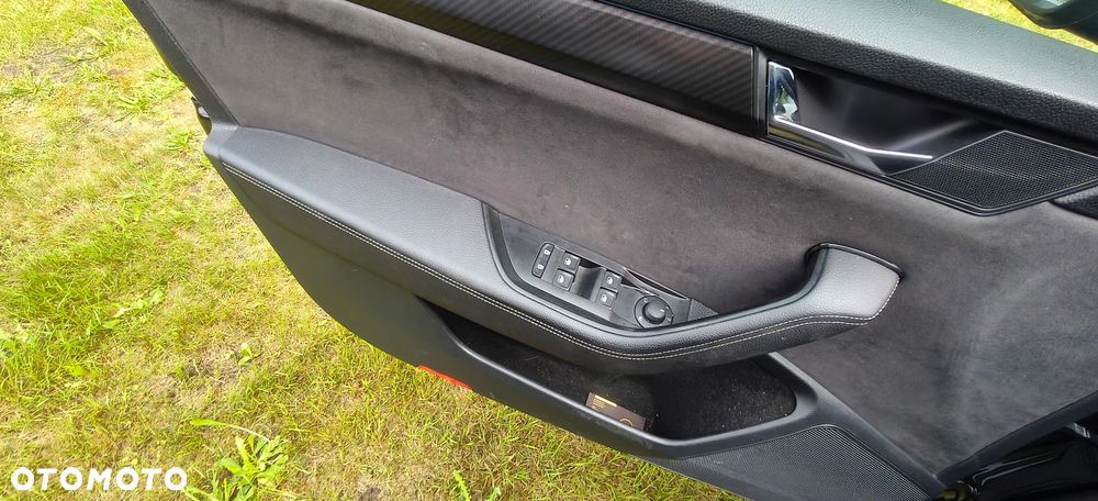 Skoda Superb 2.0 TSI Sportline DSG - 13