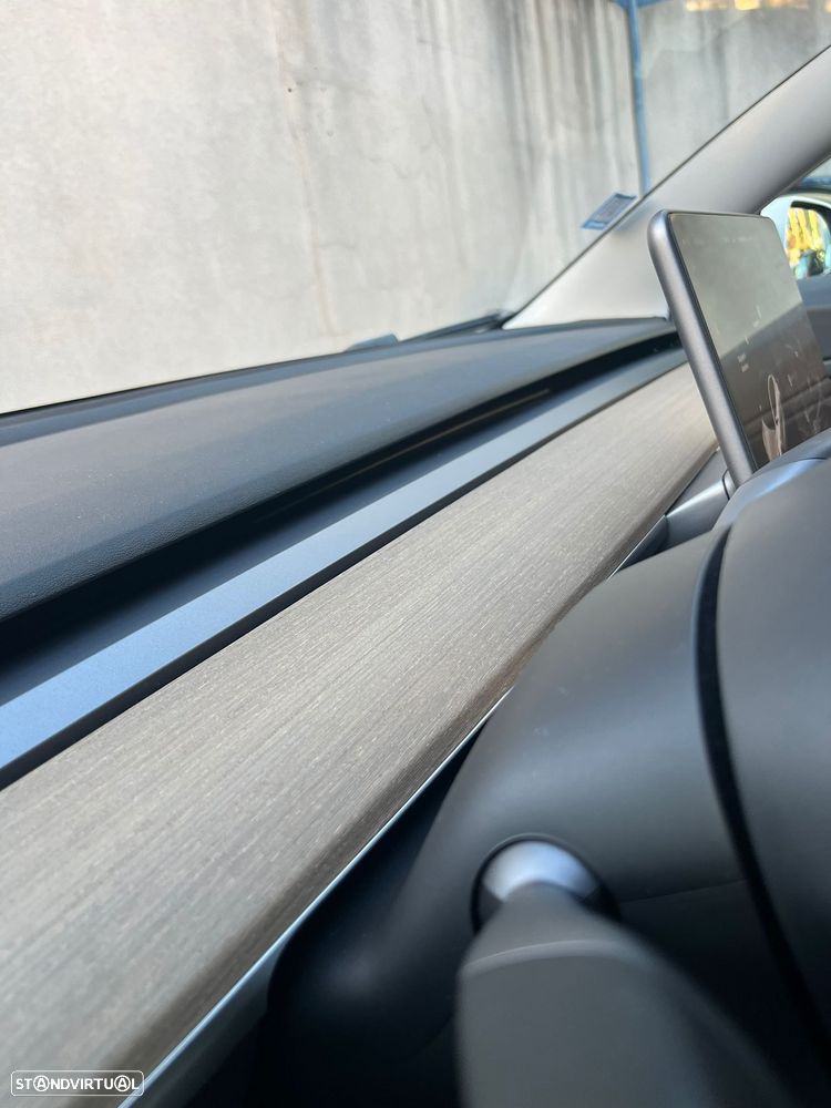 Tesla Model 3 Performance Dual Motor AWD - 12