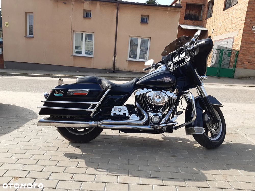 Harley-Davidson FLH Electra Glide - 2