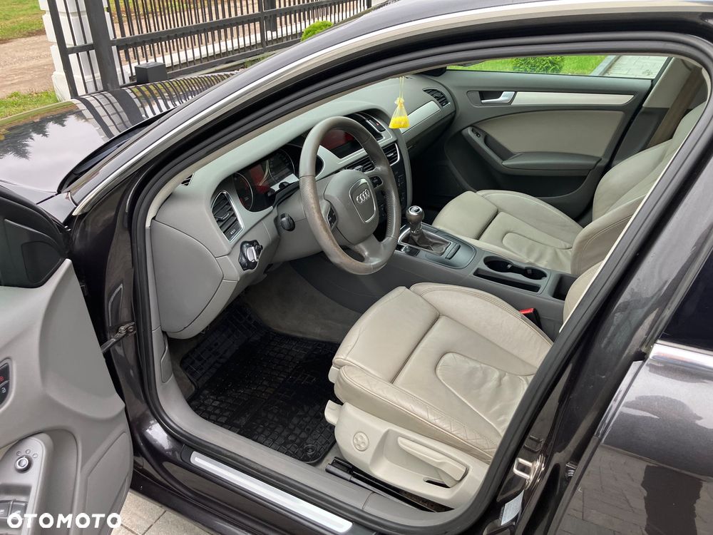 Audi A4 Avant 2.0 TFSI Attraction - 9