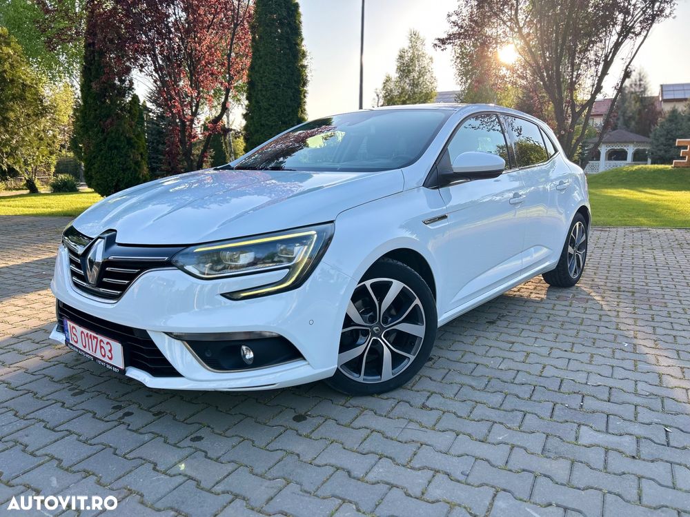 Renault Megane ENERGY dCi 110 Start & Stop Bose Edition - 2