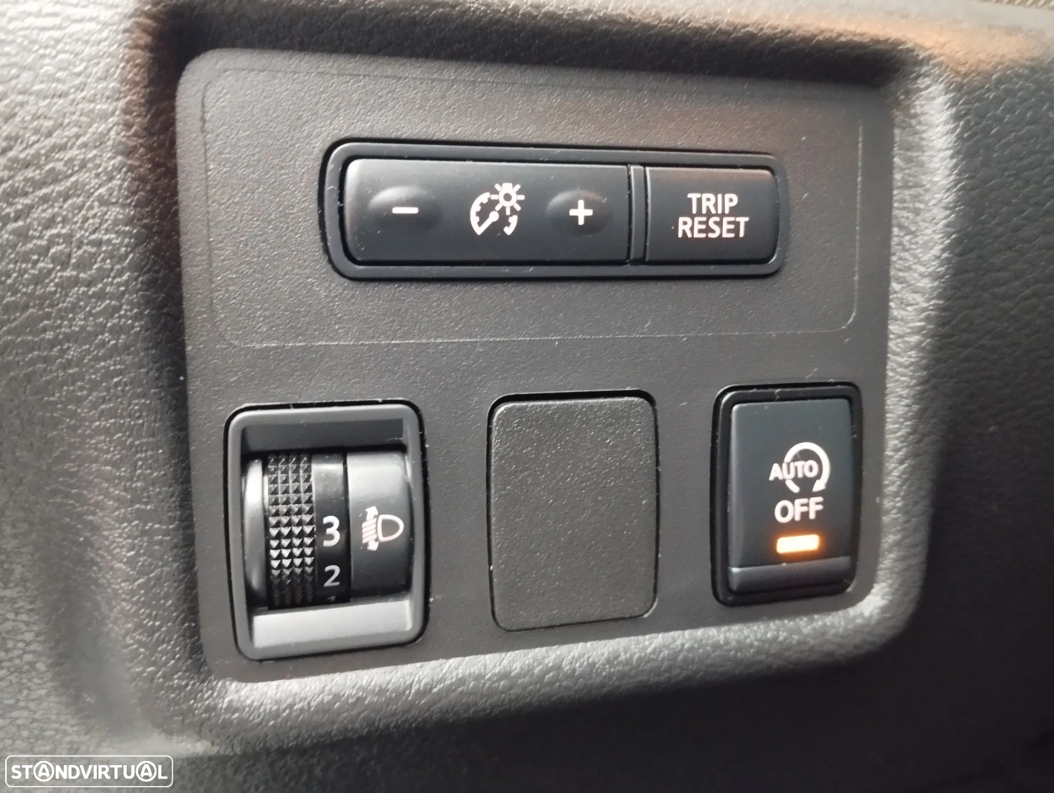 Nissan Micra 1.0 DIG-T N-Connecta - 19