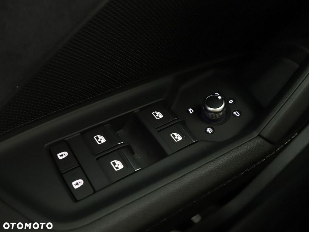 Audi A3 Sportback 45 TFSIe S tronic S line - 36