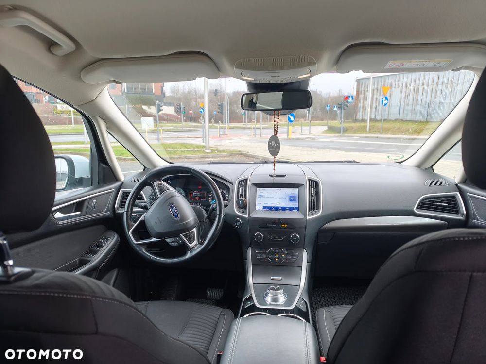 Ford S-Max 2.0 EcoBlue Titanium - 4