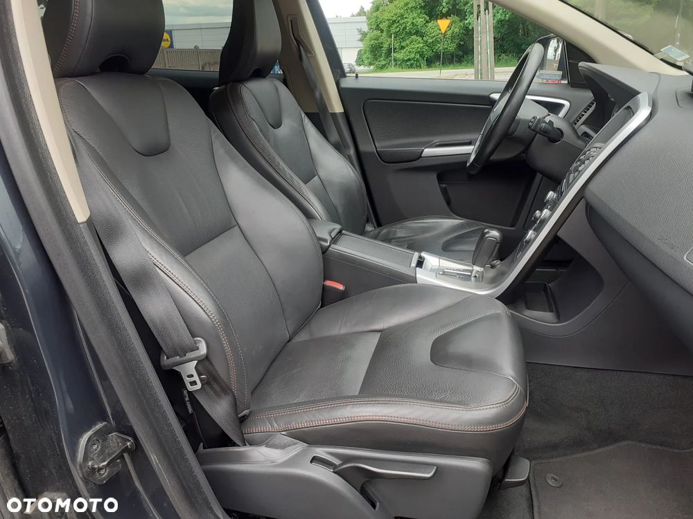 Volvo XC 60 - 23
