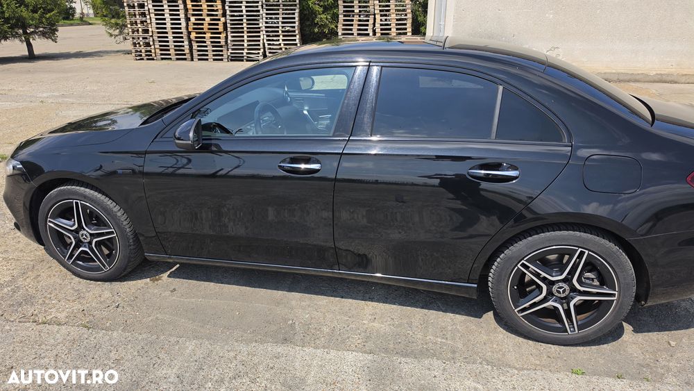 Mercedes-Benz A 250 e 8G-DCT Advanced AMG Line - 5