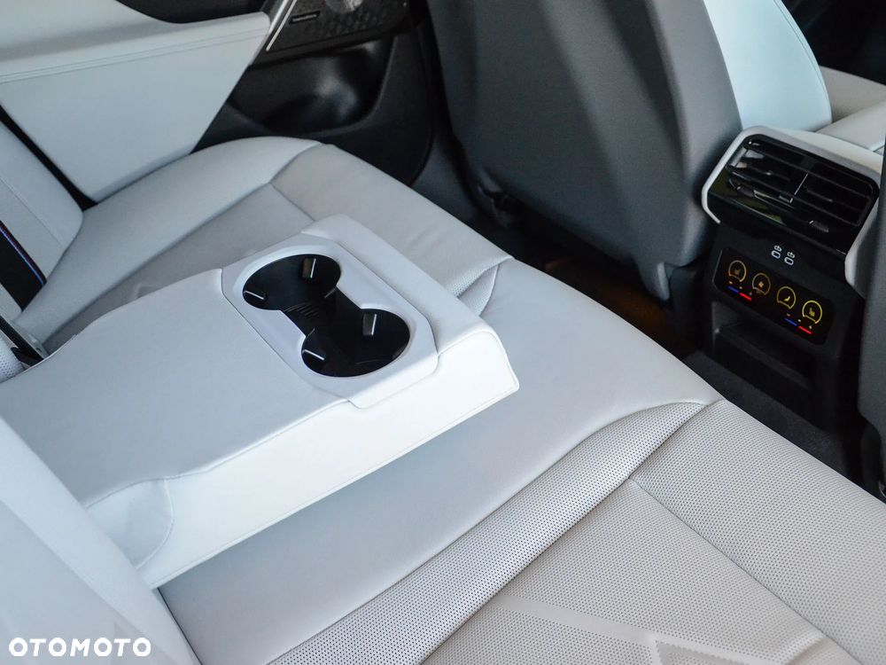 BMW Seria 5 - 23