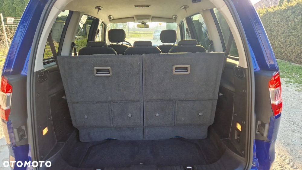 Ford Galaxy 2.0 TDCi Trend - 12