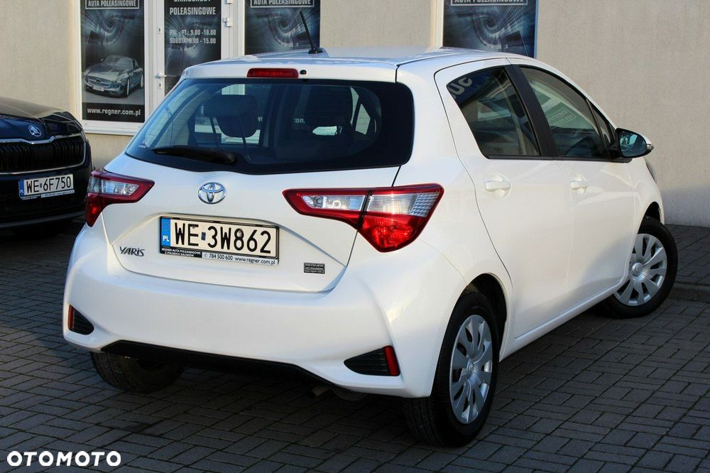 Toyota Yaris - 4