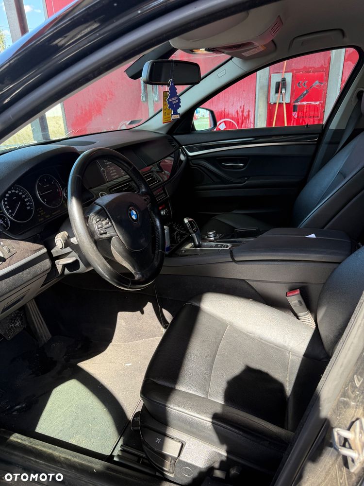 BMW Seria 5 520d - 11