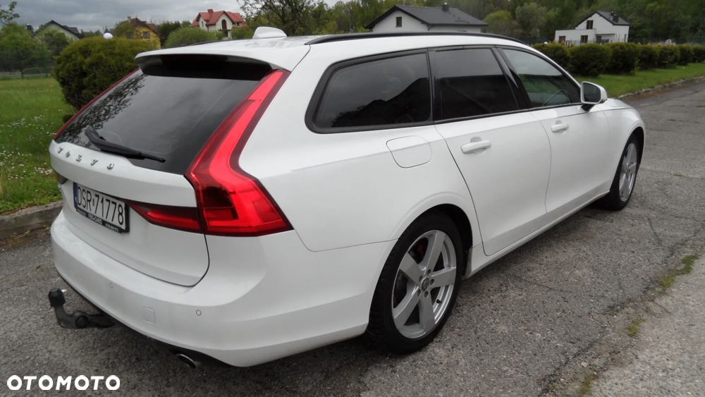 Volvo V90 - 16