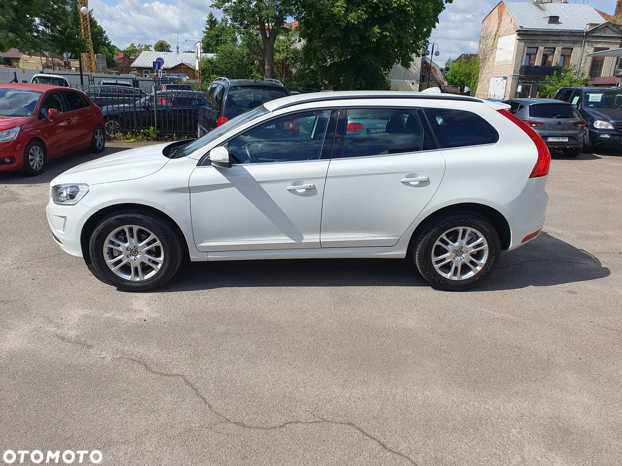 Volvo XC 60 D4 Momentum Pro - 2