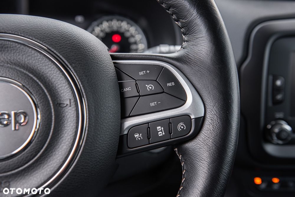 Jeep Renegade 1.4 MultiAir Limited 4WD S&S - 19