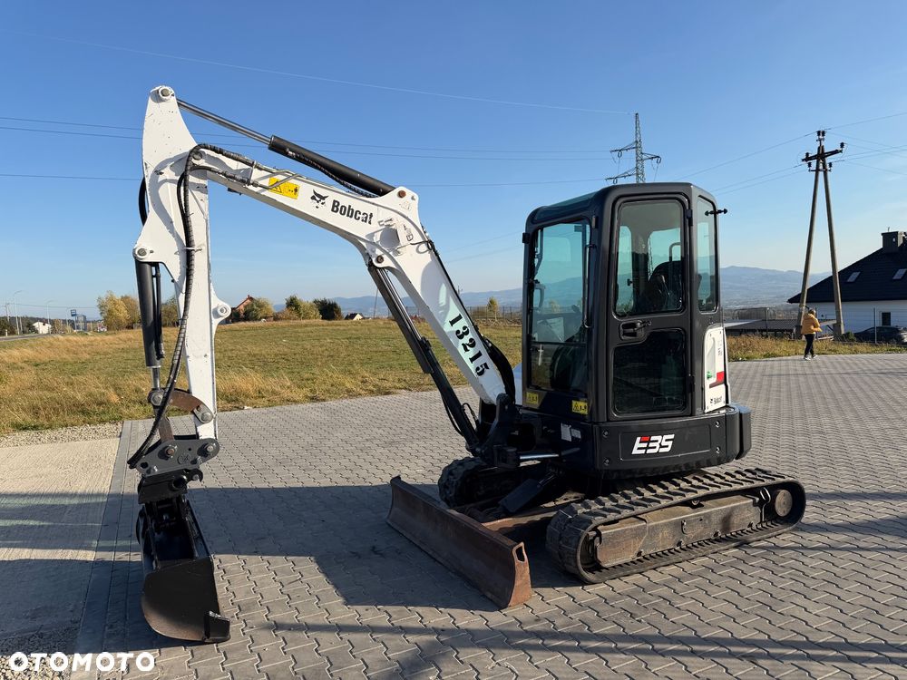 Bobcat E35 - 8