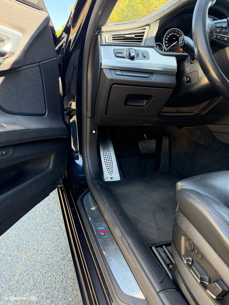 BMW 740 d Pack M - 15