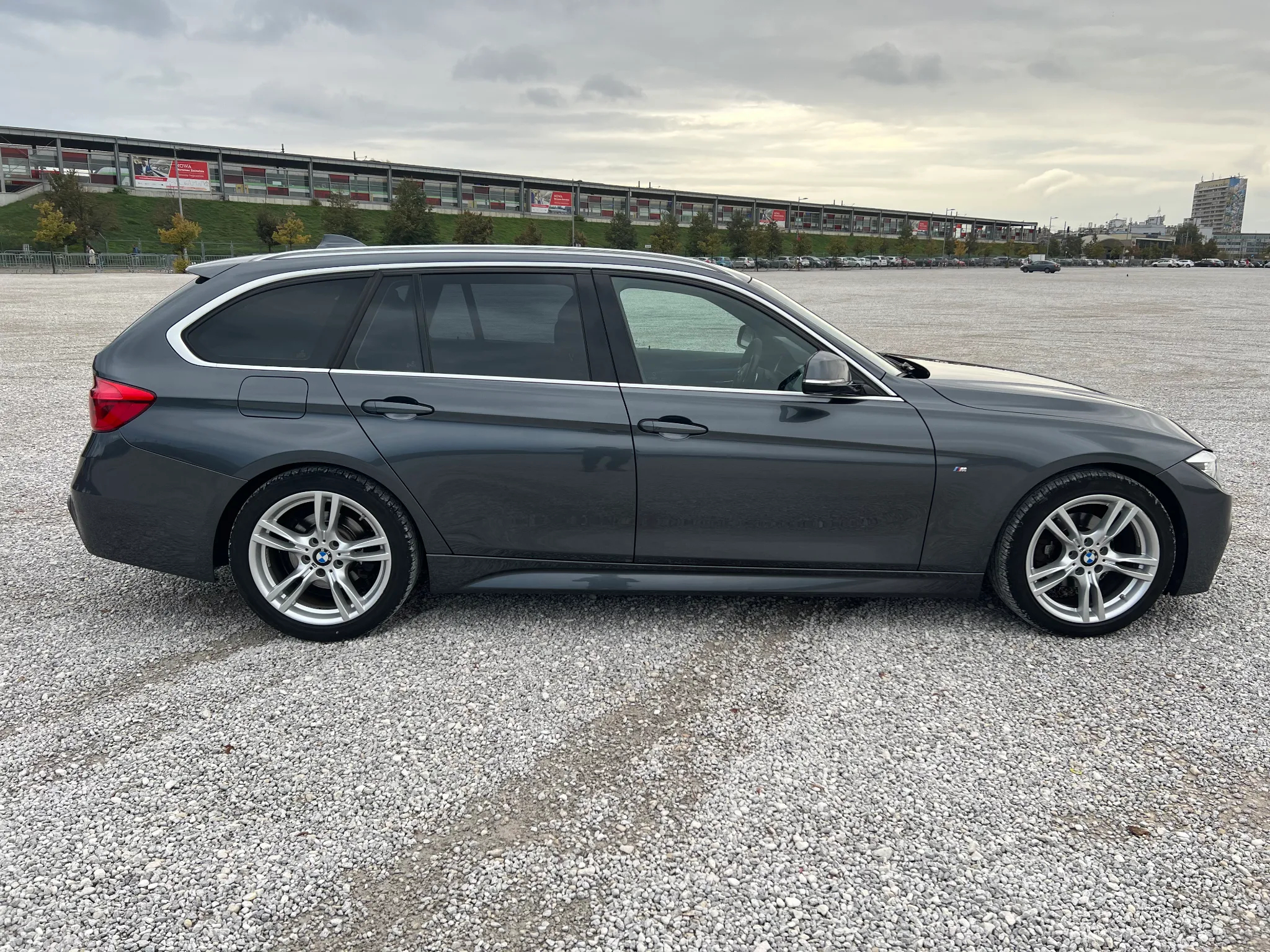 BMW Seria 3 320i Touring M Sport - 8