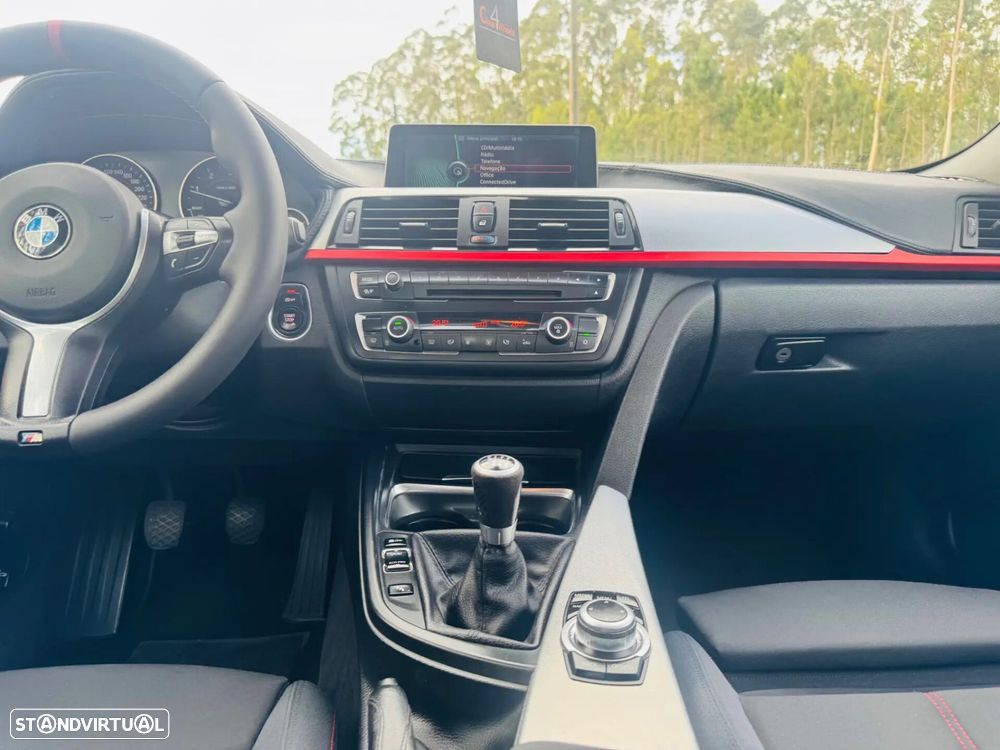 BMW 320 d Pack M - 35