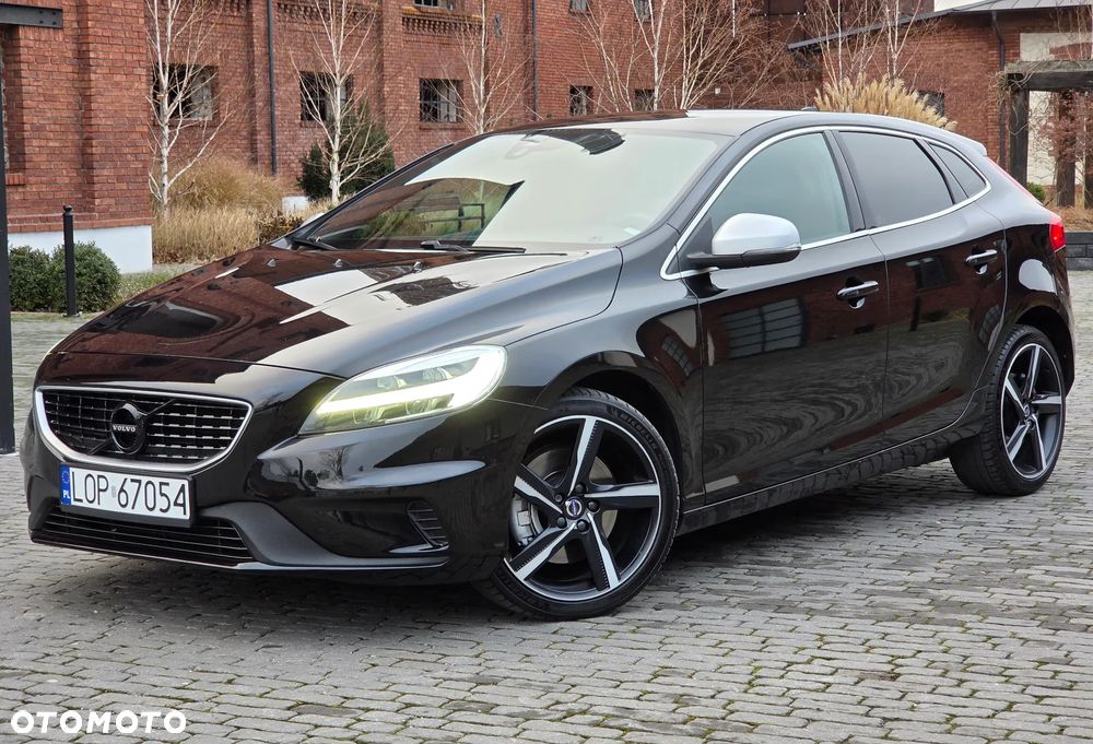 Volvo V40 D3 Drive-E R-Design Momentum - 29