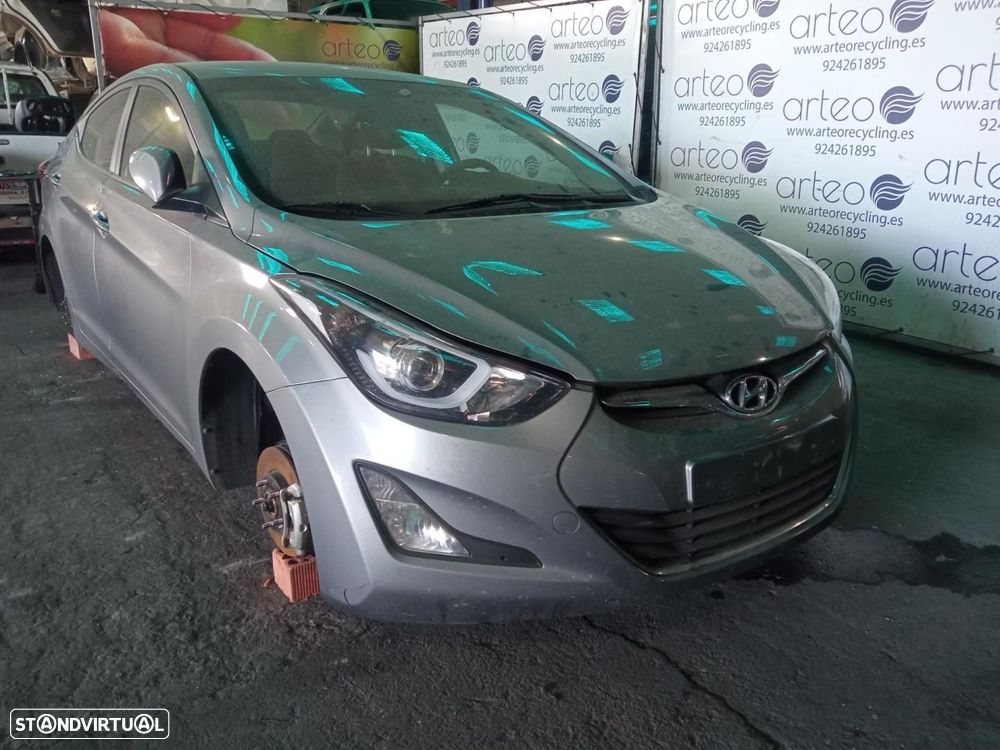 SISTEMA DE ÁUDIO RÁDIO CD HYUNDAI ELANTRA MD - 1